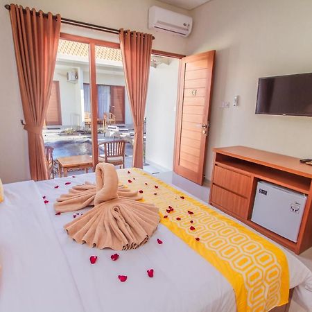 Cening Ayu Sanur Hotel Exterior photo